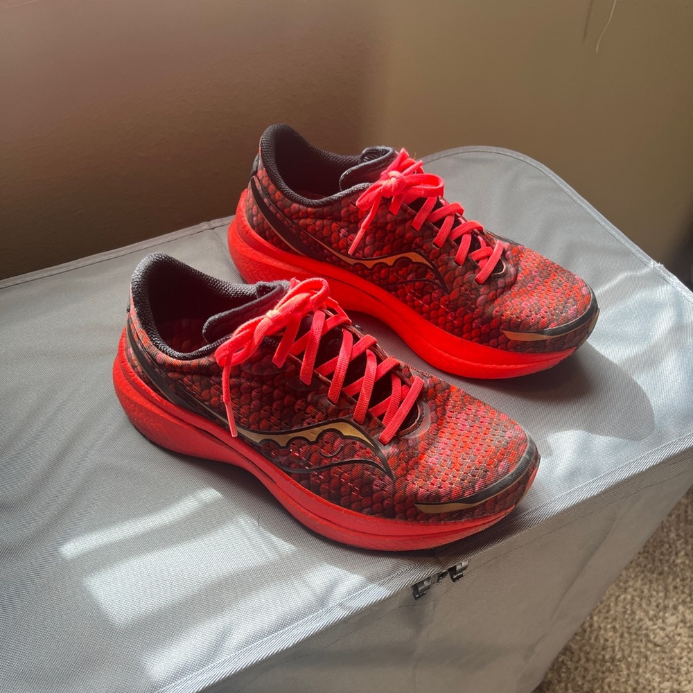 Saucony Endorphin Speed 3 Orange Dragon Scale Running Shoes Mens 9
